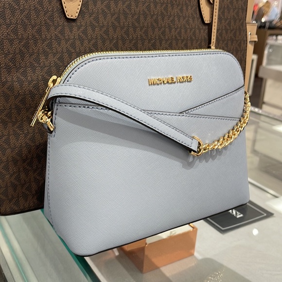MICHAEL KORS
Jet Set Travel Medium Dome Crossbody Bag
Pale Blue 
NWT - Picture 2 of 16